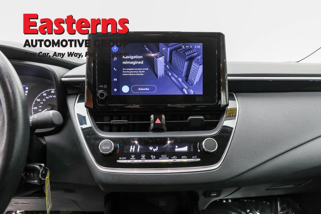 Used 2024 Toyota Corolla LE image 12