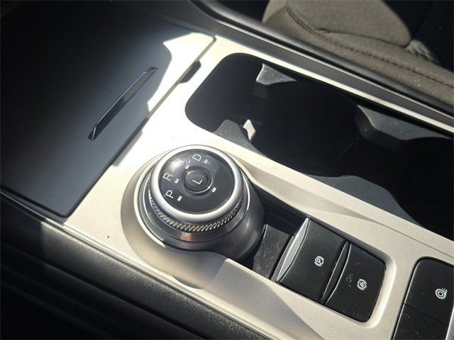 Used 2022 Ford Explorer XLT image 23