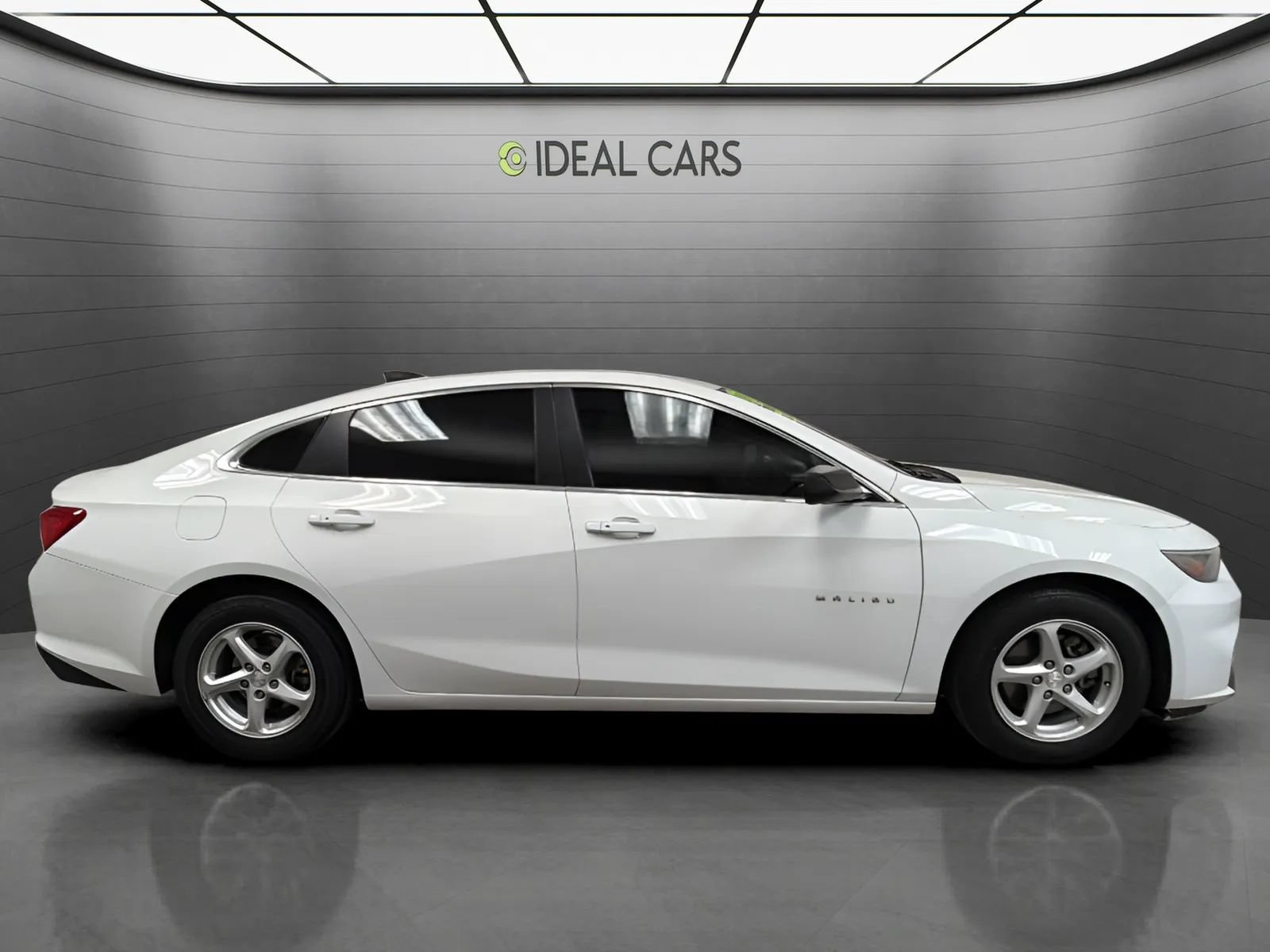 Used 2017 Chevrolet Malibu LS w/ LPO, Convenience Package 1 FWD image 4