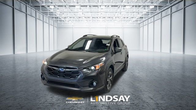 Used 2024 Subaru Crosstrek 2.0i Premium image 5
