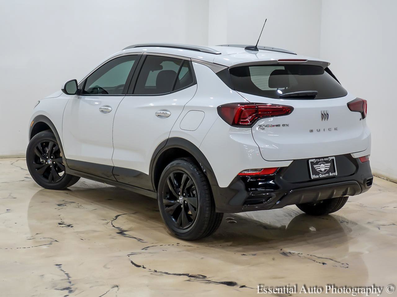 Used 2024 Buick Encore GX Sport Touring AWD/4WD image 10