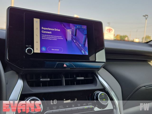 Certified 2023 Toyota Venza LE image 6