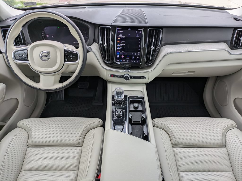 Certified 2023 Volvo XC60 B6 Ultimate w/ Protection Package Premier AWD/4WD image 15