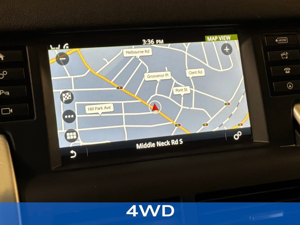 Used 2018 Land Rover Discovery Sport HSE image 2