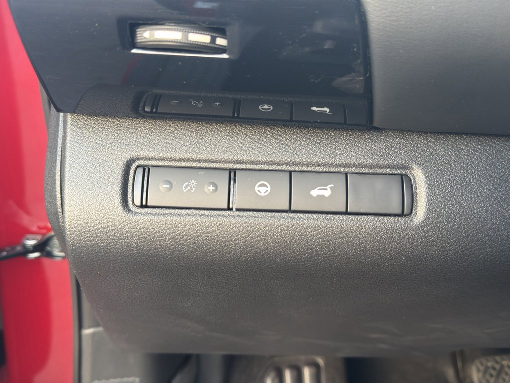 New 2026 Nissan Pathfinder SV image 21