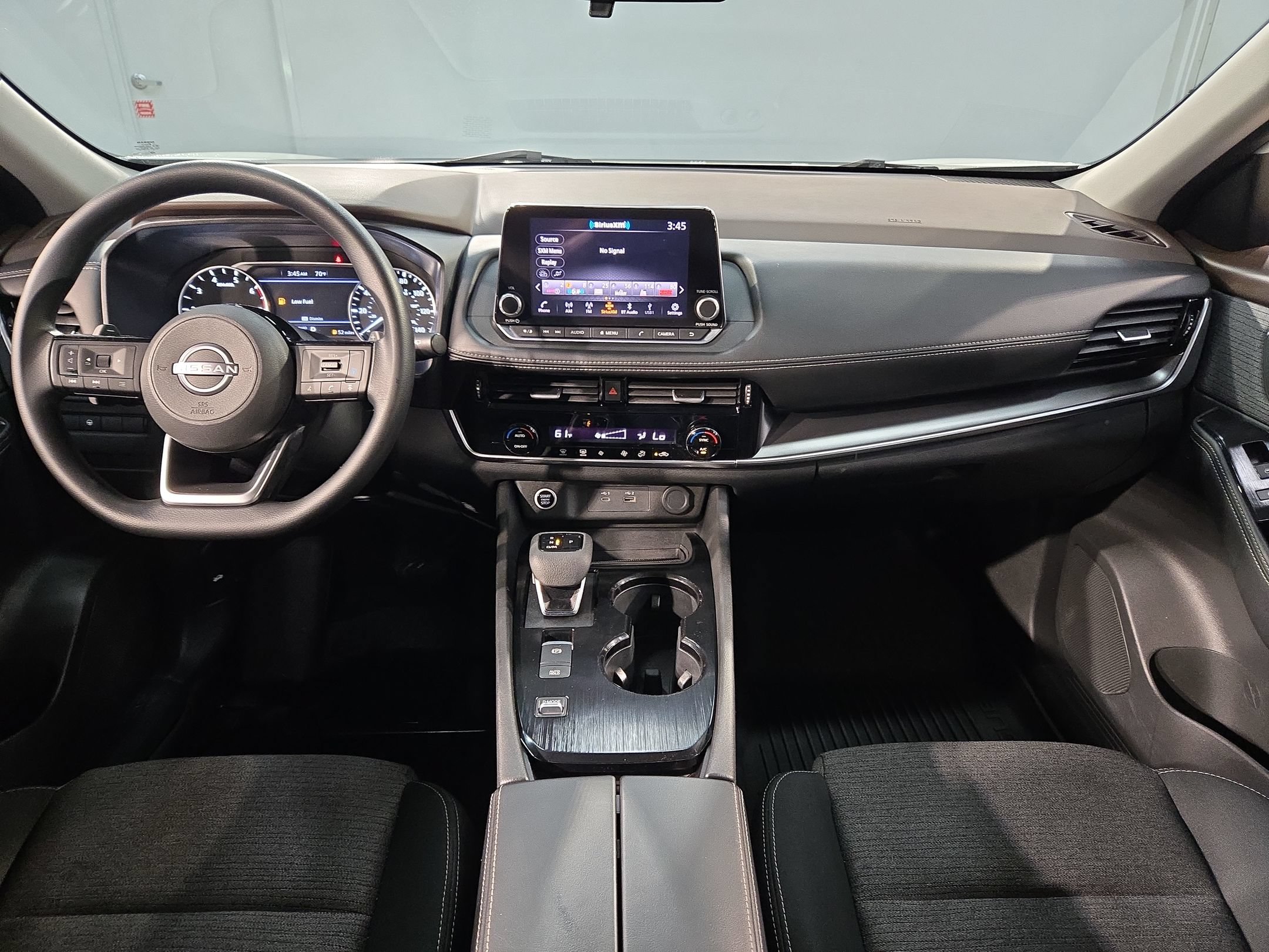 Used 2023 Nissan Rogue SV FWD image 10