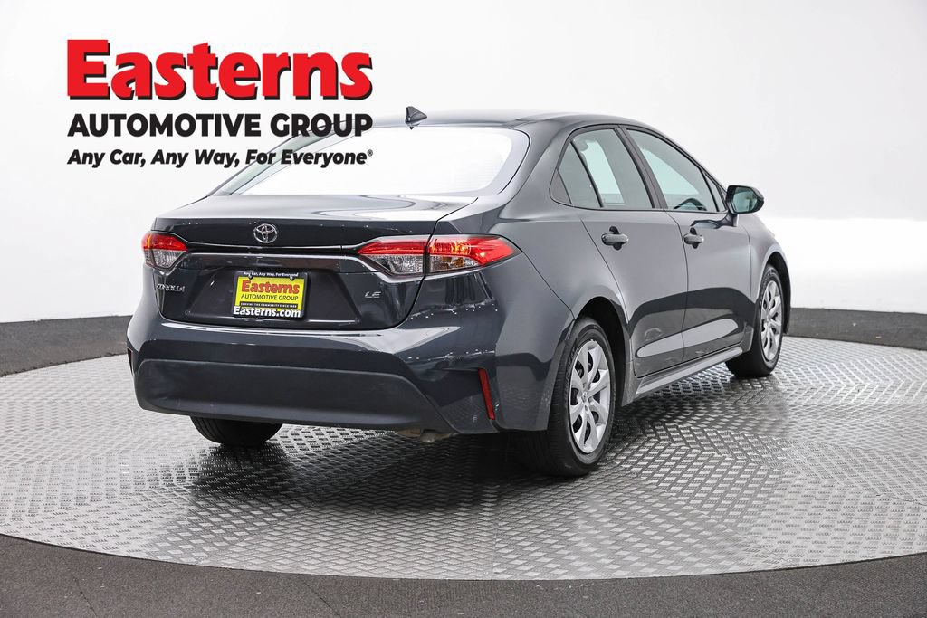 Used 2026 Toyota Corolla LE FWD image 5