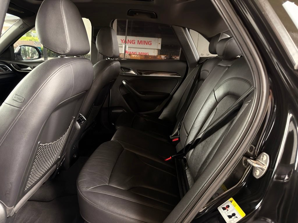 Used 2015 Audi Q3 2.0T Prestige w/ Prestige Package AWD/4WD image 23