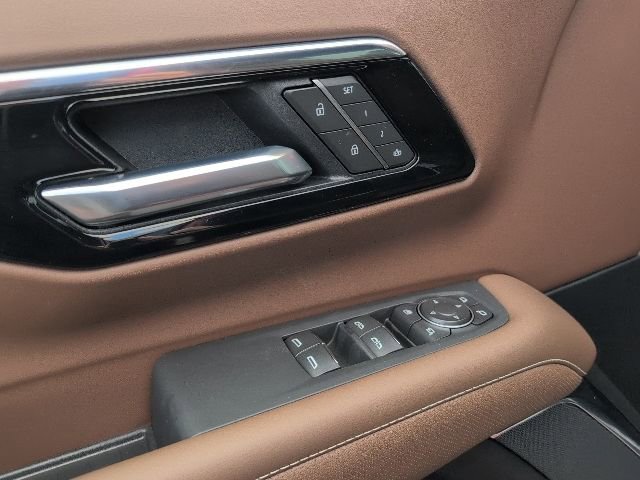 New 2026 Chevrolet Suburban High Country image 22