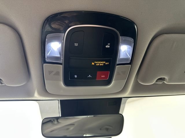 Used 2022 Hyundai Sonata Limited w/ Cargo Package image 24