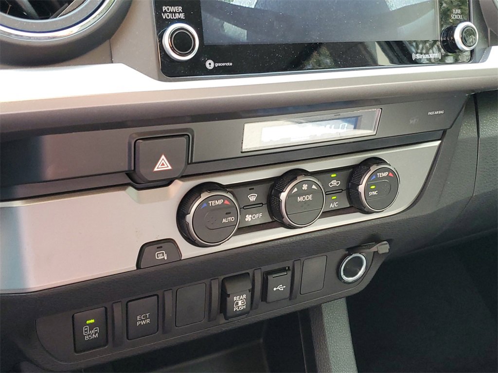Used 2022 Toyota Tacoma SR5 w/ Technology Package image 30