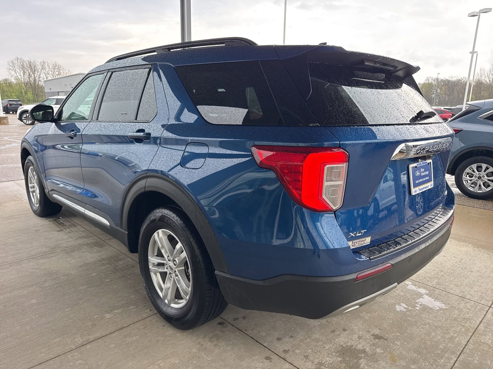Certified 2023 Ford Explorer XLT w/ Equipment Group 202A AWD/4WD image 5