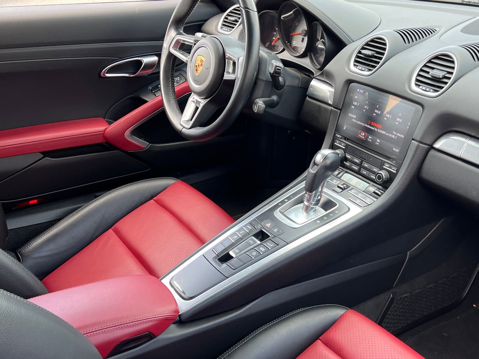 Certified 2022 Porsche 718 Boxster S image 16