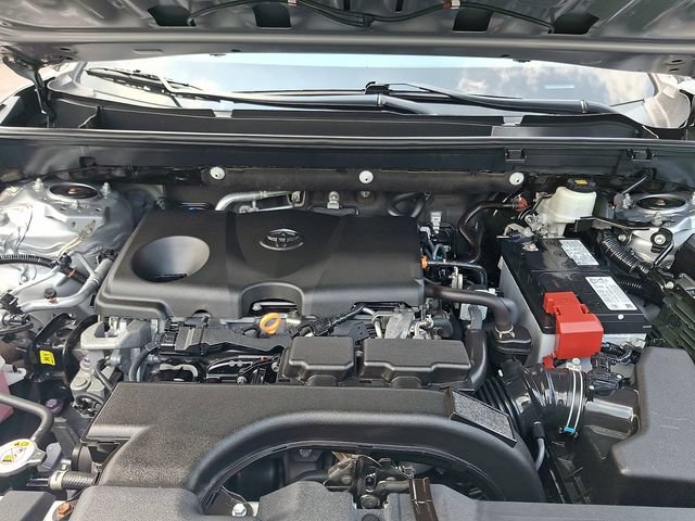 Used 2019 Toyota RAV4 LE w/ Carpet Mat Package AWD/4WD image 25