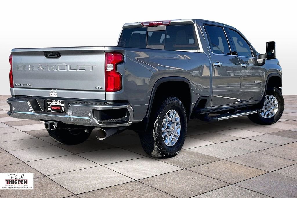 Used 2024 Chevrolet Silverado 2500 LTZ w/ LTZ Convenience Package image 12
