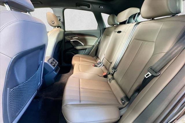 New 2026 Audi Q5 Premium AWD/4WD image 21