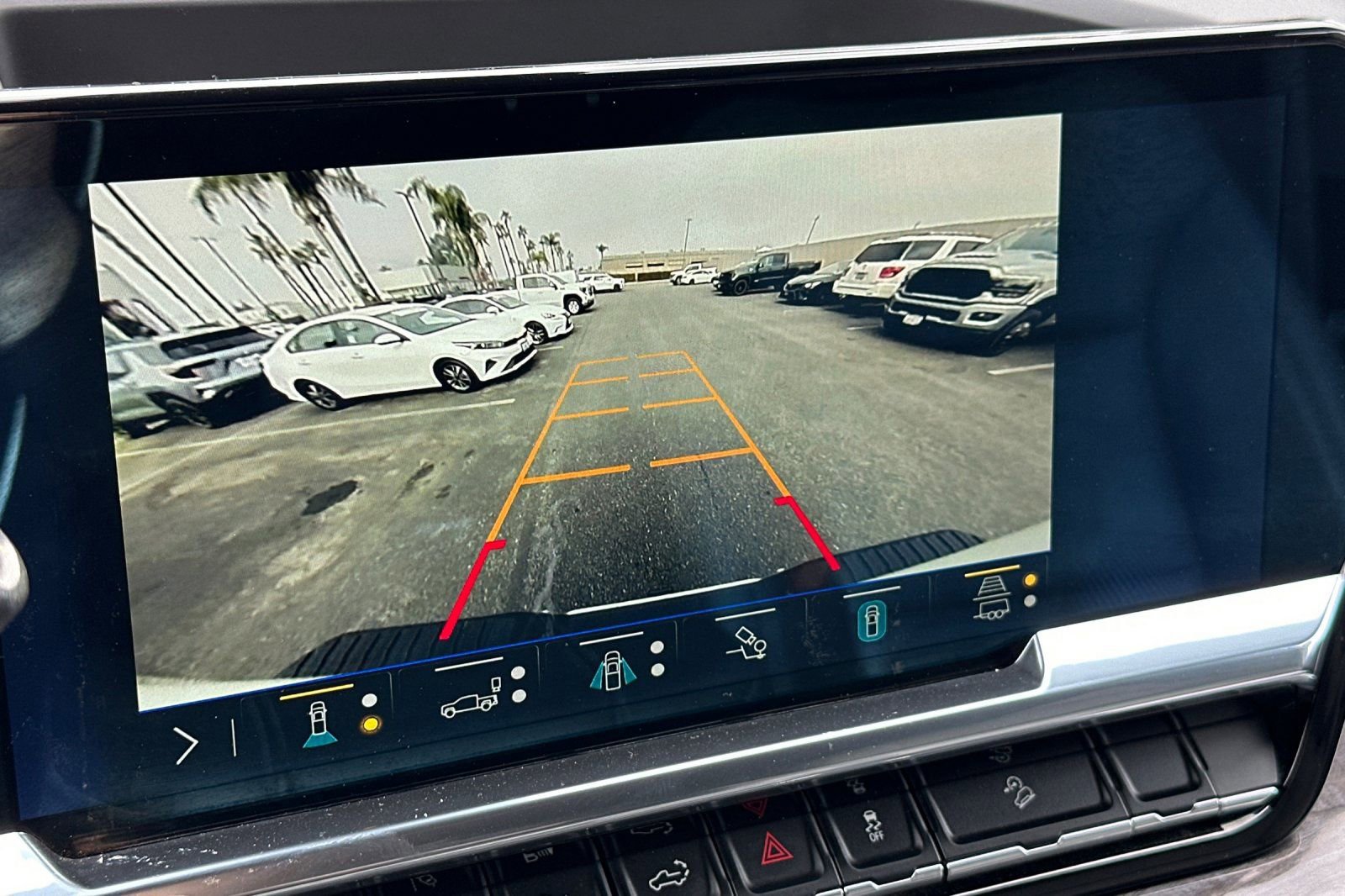 Used 2024 Chevrolet Silverado 2500 LTZ w/ LTZ Convenience Package image 19