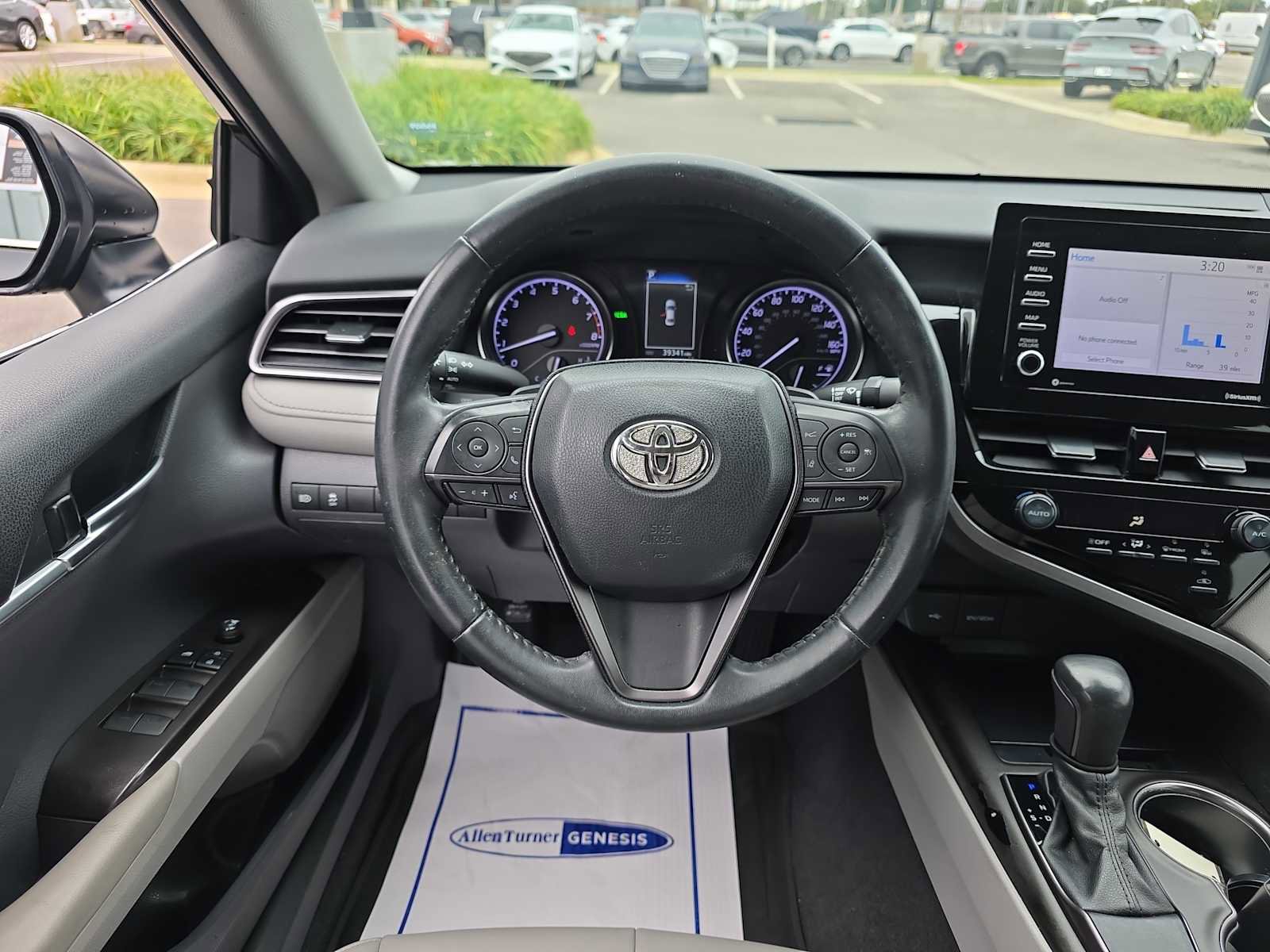 Used 2021 Toyota Camry SE image 8