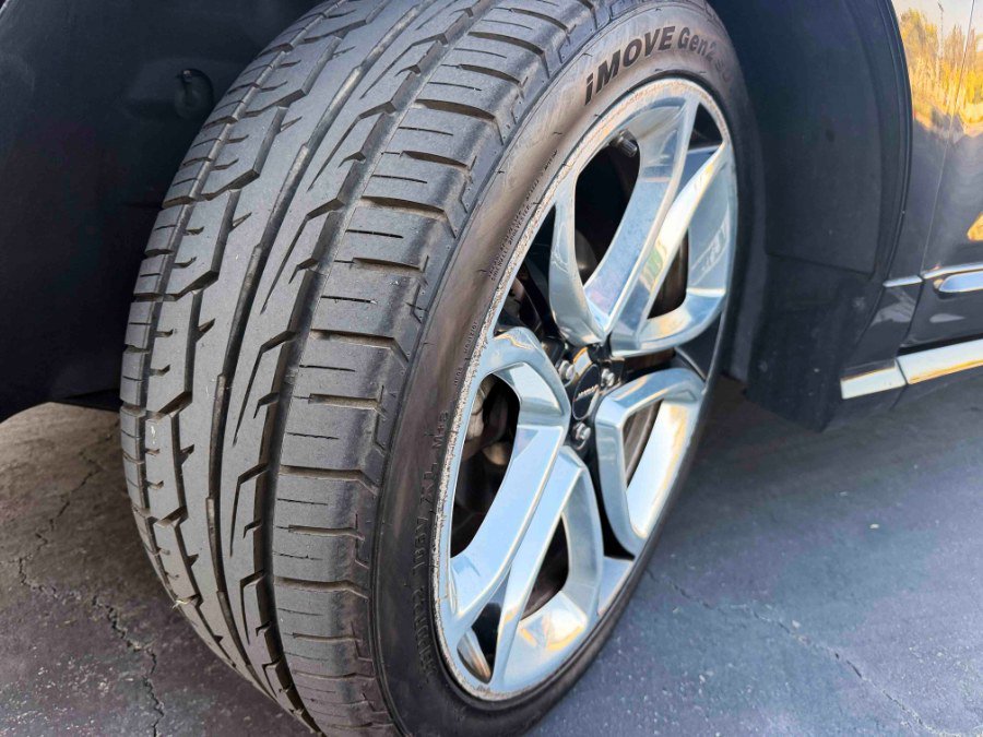 Used 2013 Ford Edge Sport w/ Driver Entry Pkg AWD/4WD image 33