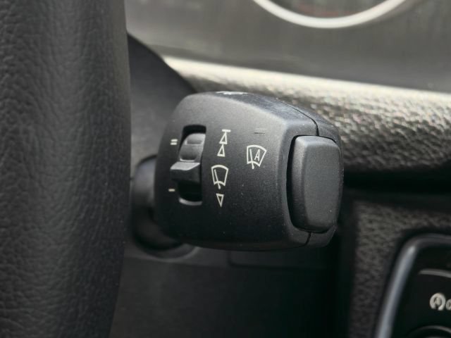 Used 2013 BMW 328i xDrive Sedan AWD/4WD image 35