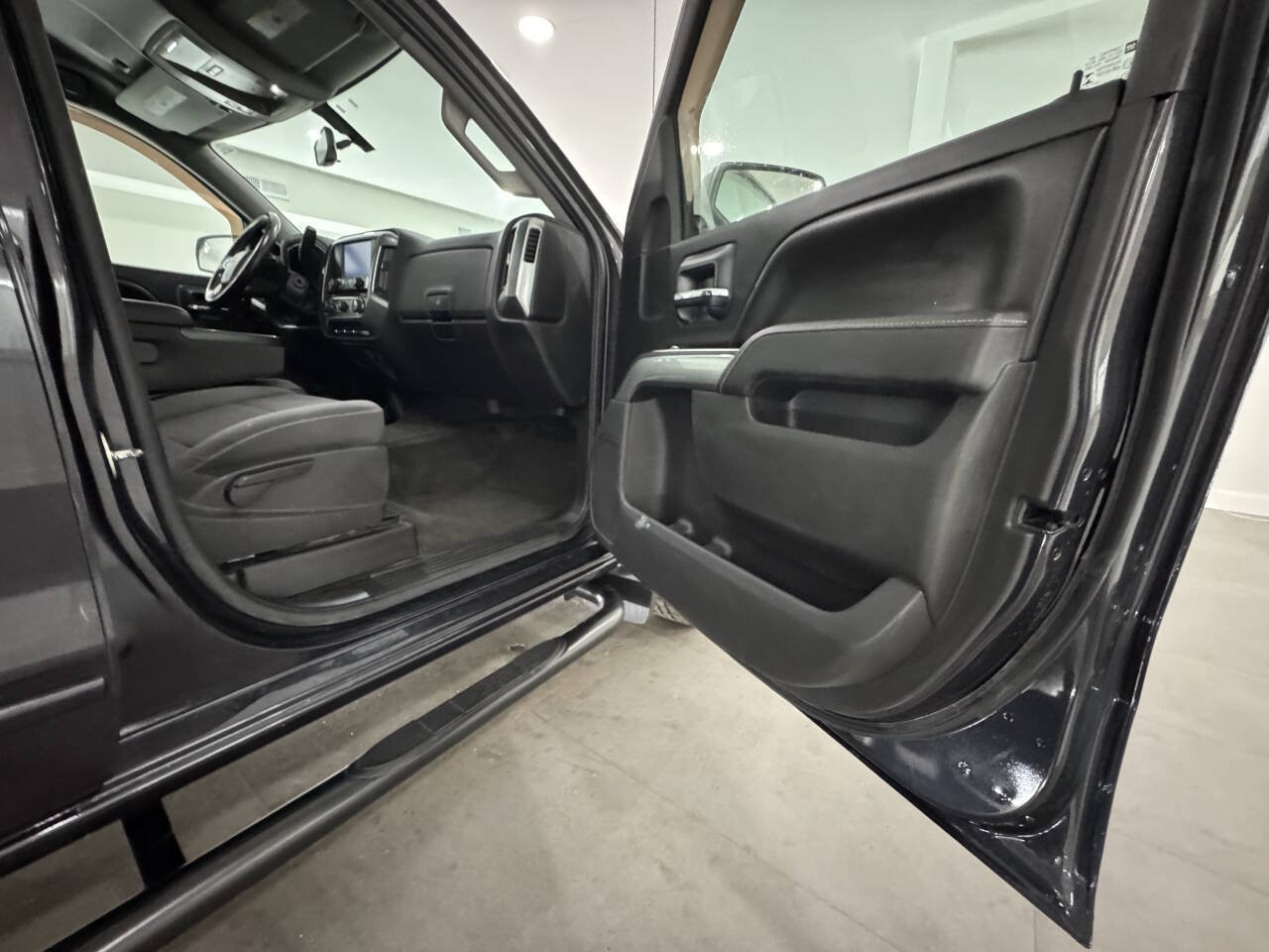 Used 2015 Chevrolet Silverado 1500 LT w/ All Star Edition AWD/4WD image 21