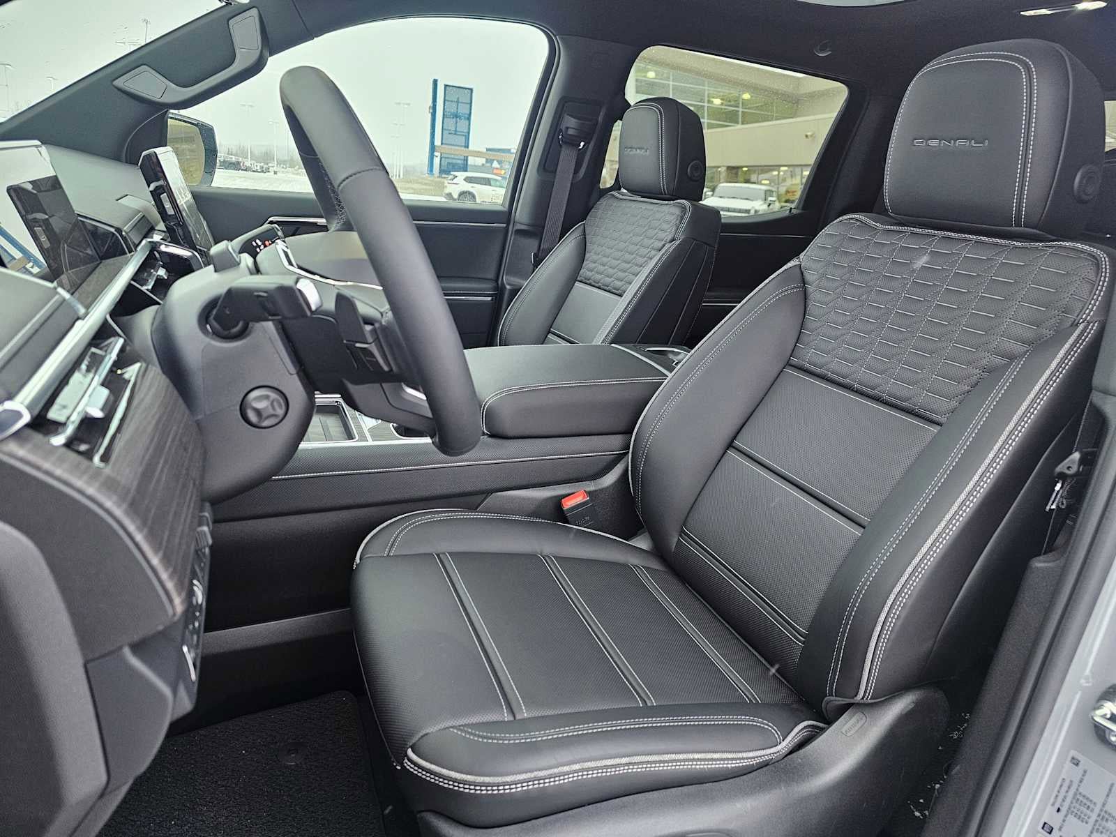 New 2024 GMC Sierra EV Denali AWD/4WD image 26