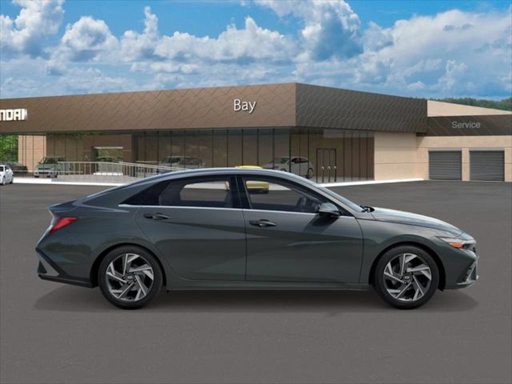 New 2026 Hyundai Elantra Limited FWD image 7