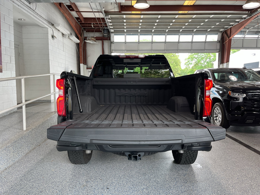 Used 2024 Chevrolet Silverado 1500 ZR2 w/ ZR2 Bison Edition AWD/4WD image 9