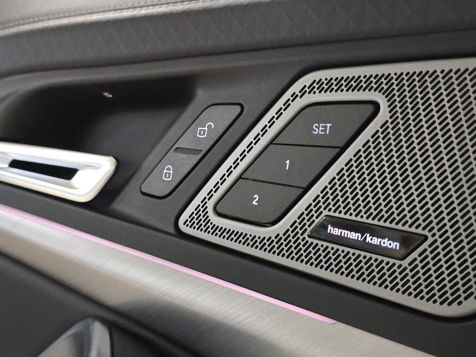 New 2027 BMW X2 xDrive28i AWD/4WD image 23