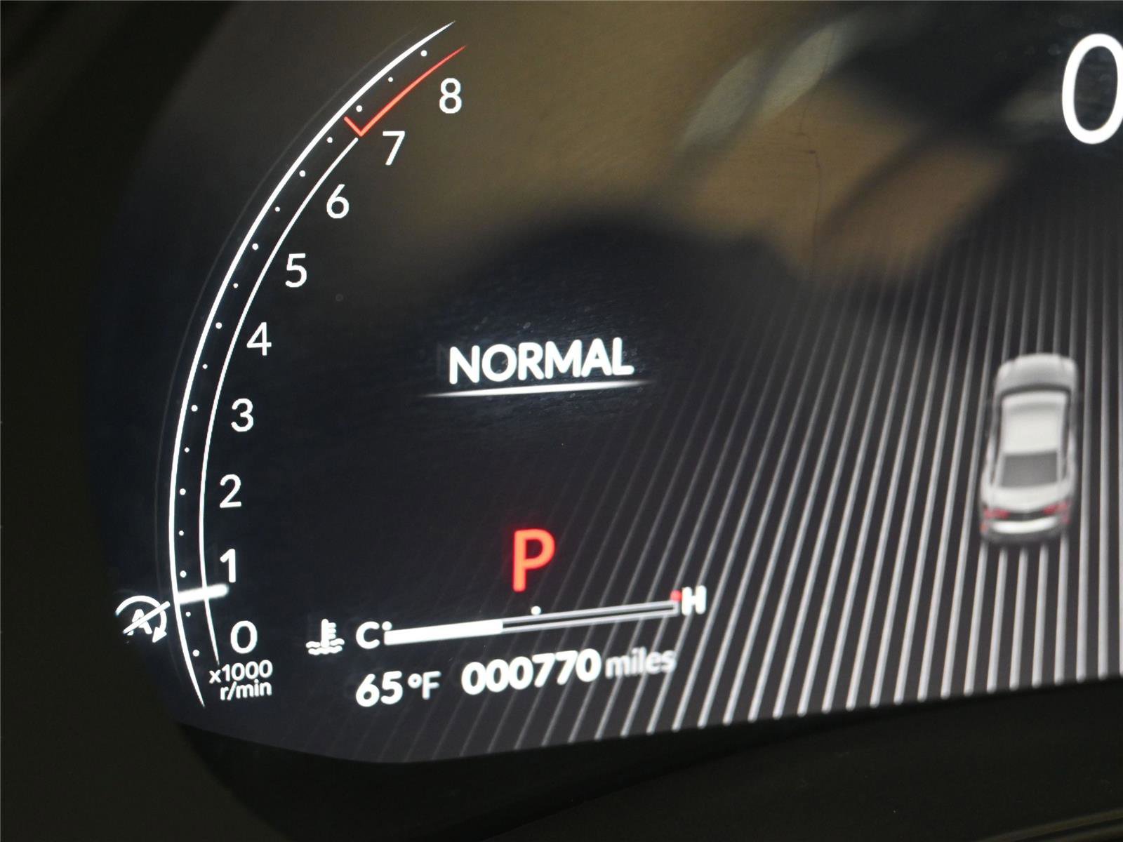 Certified 2025 Acura TLX w/ Technology Package image 3