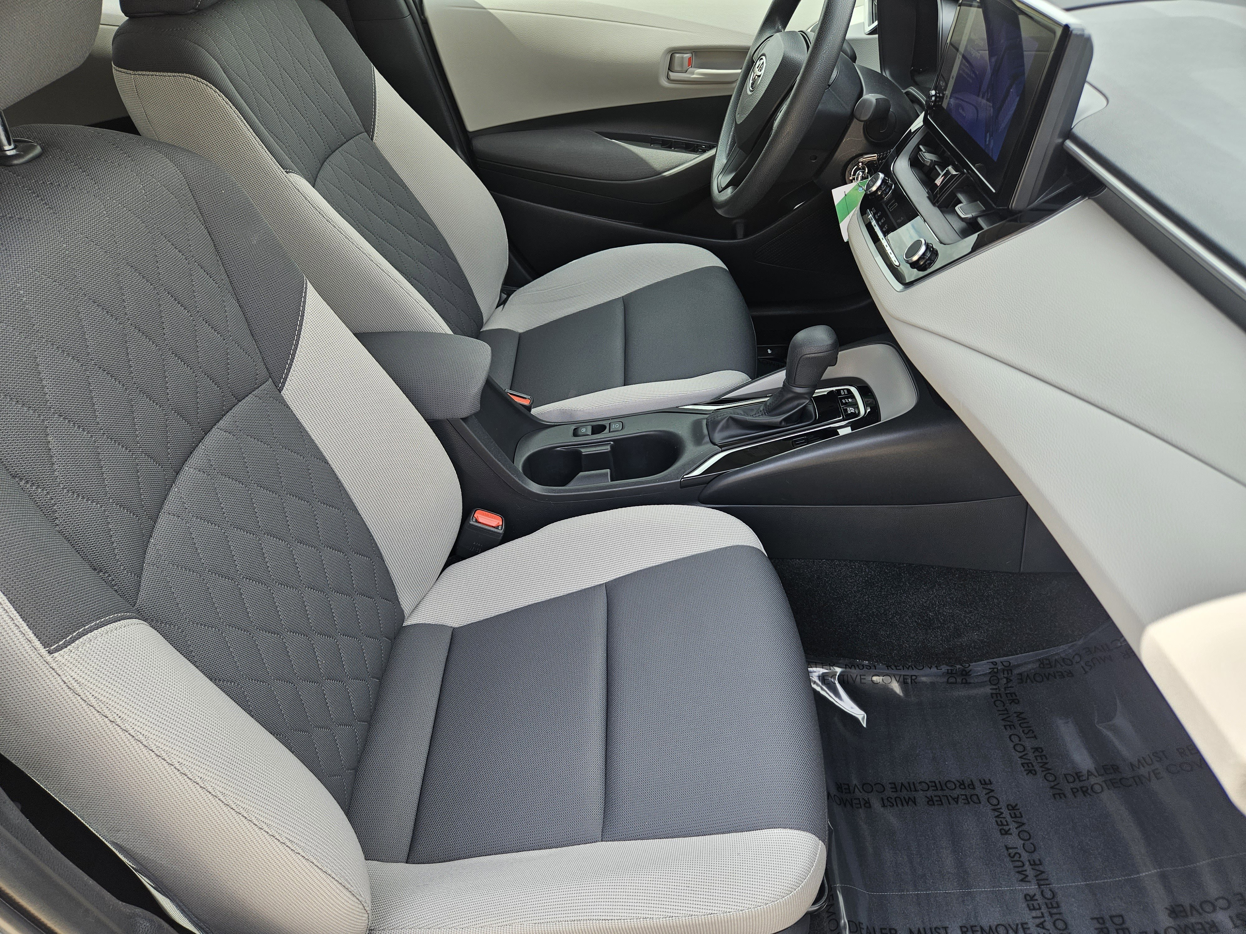 Used 2023 Toyota Corolla LE image 14