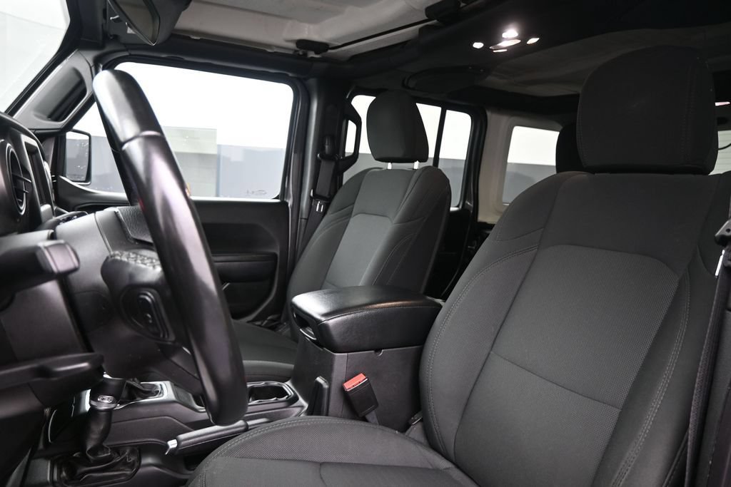 Used 2022 Jeep Wrangler Unlimited Sport AWD/4WD image 11