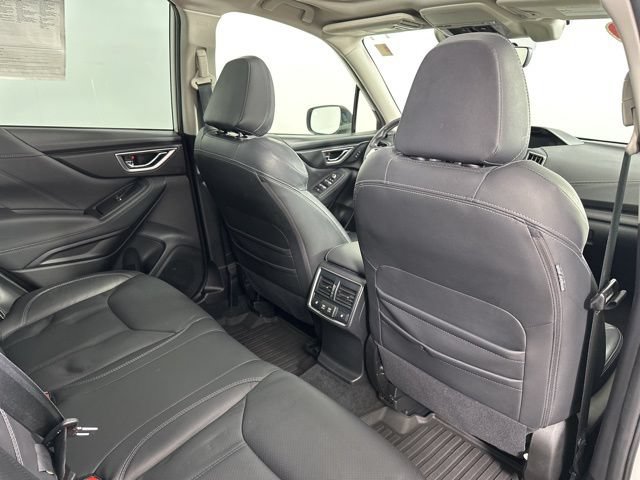 Used 2020 Subaru Forester Touring AWD/4WD image 29
