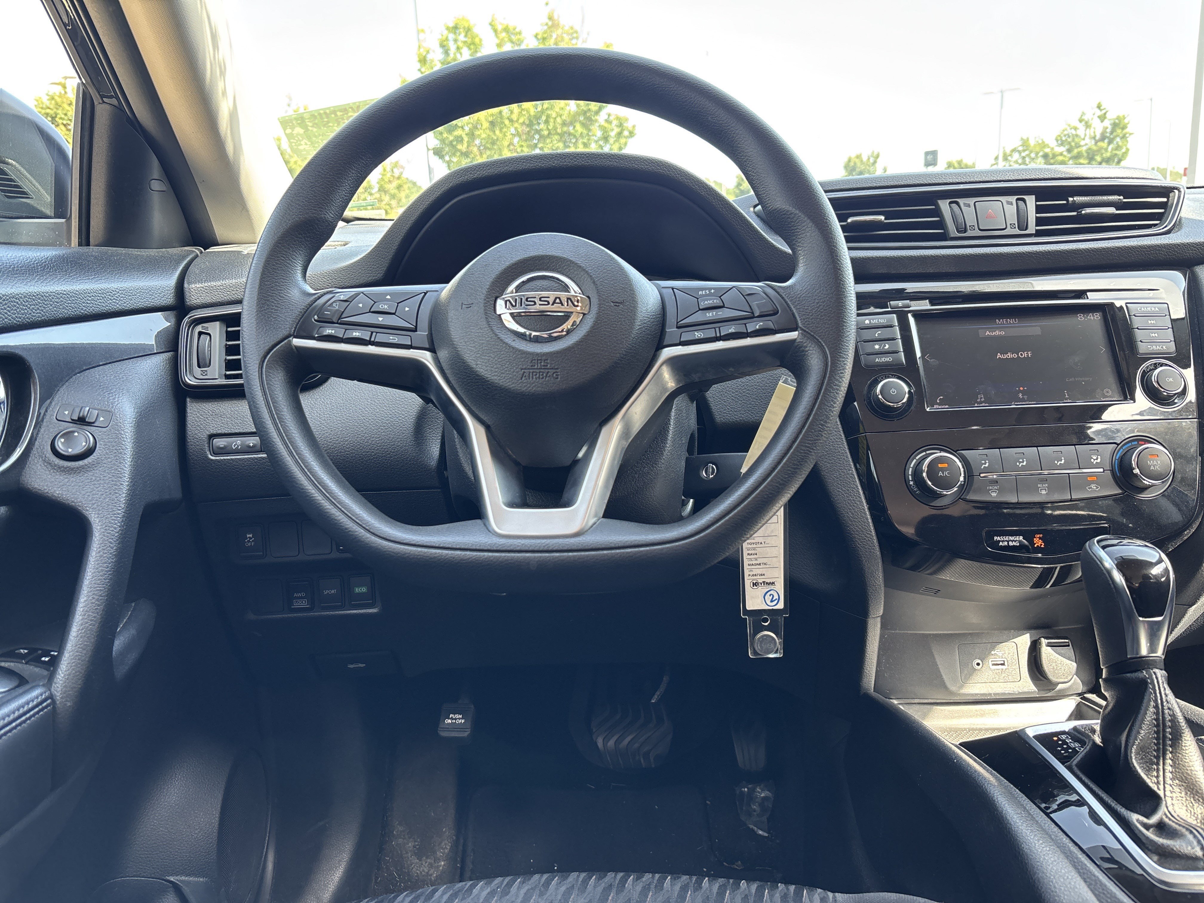 Used 2018 Nissan Rogue S AWD/4WD image 16