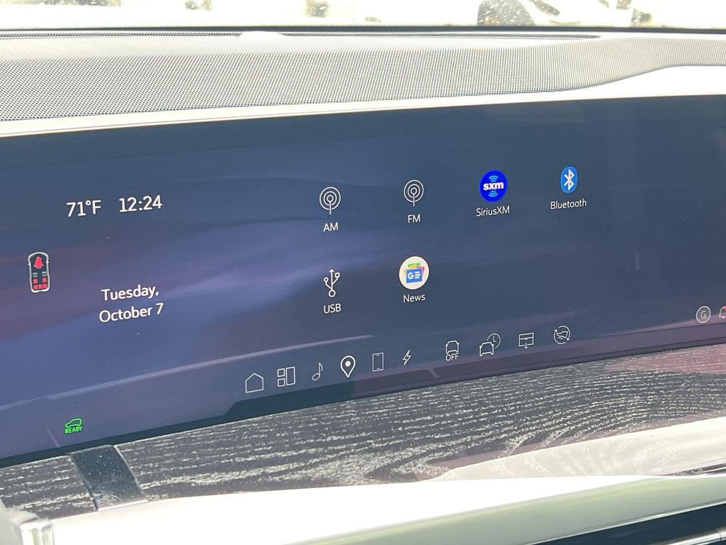 New 2026 Cadillac Escalade IQL Luxury image 19