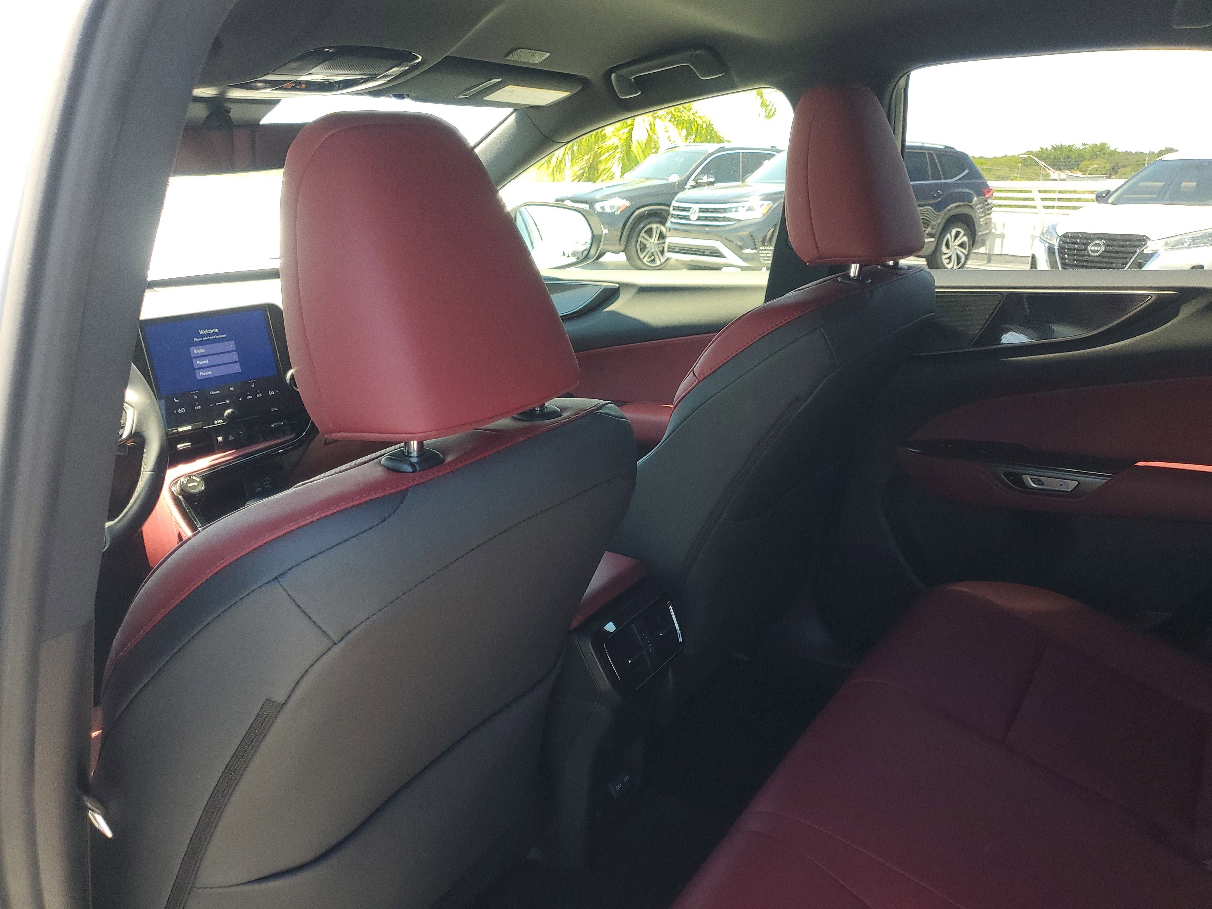 Used 2024 Lexus NX 250 FWD w/ Towing Package (2000 Lbs) image 12