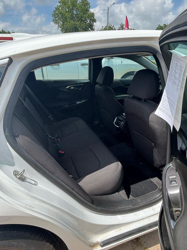 Used 2020 Chevrolet Malibu LT FWD image 9
