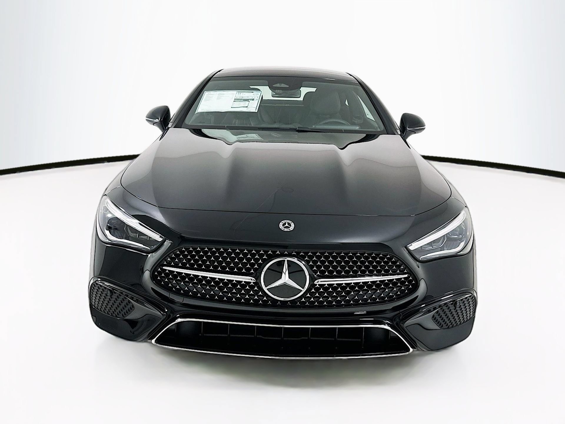 New 2026 Mercedes-Benz CLE 300 4MATIC Coupe image 2