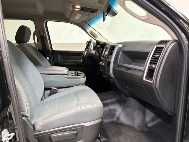 Used 2018 RAM 2500 Tradesman w/ Chrome Appearance Group image 48