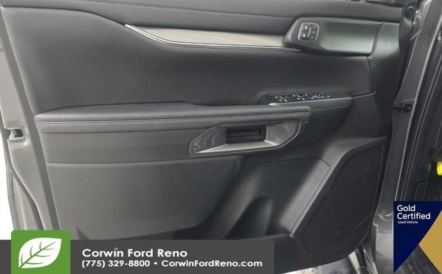 Used 2025 Ford Ranger Lariat w/ FX4 Off-Road Package AWD/4WD image 14