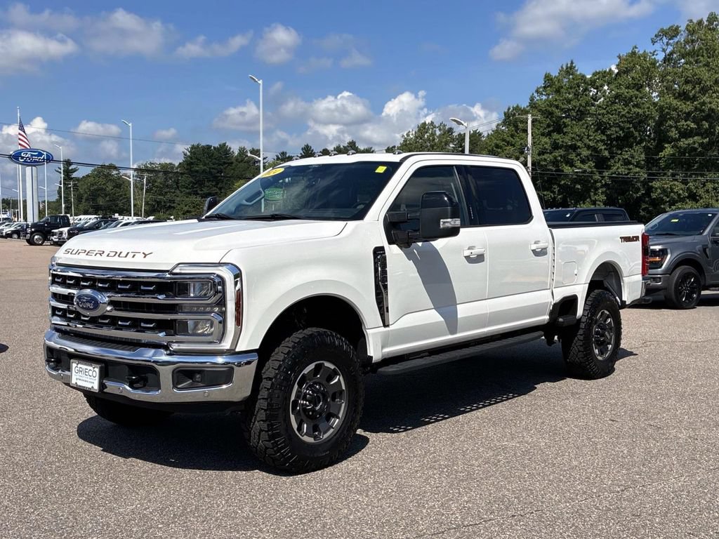 Used 2024 Ford F250 Lariat w/ Lariat Ultimate Package AWD/4WD image 3