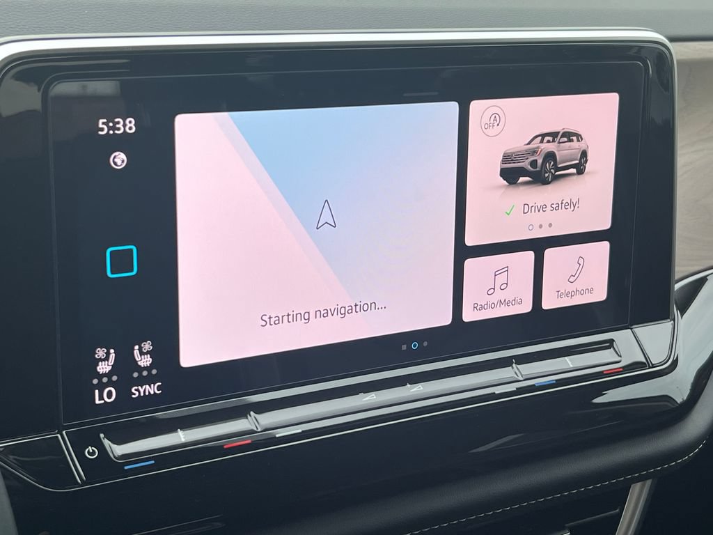 Used 2024 Volkswagen Atlas SE FWD image 28