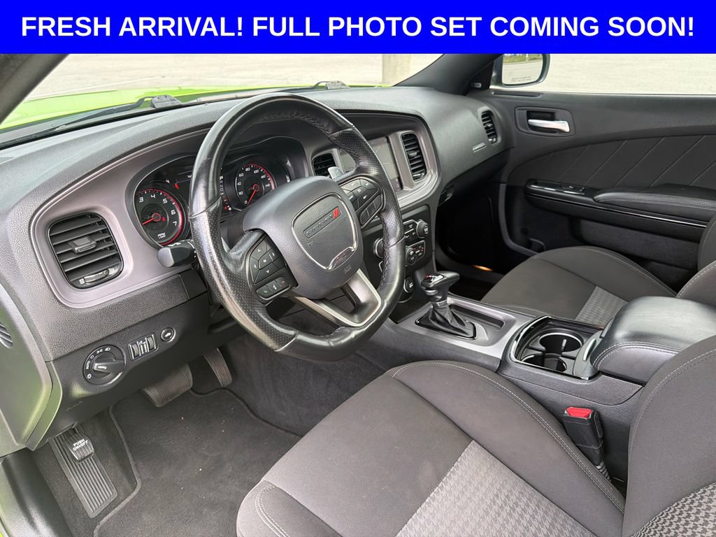 Used 2023 Dodge Charger R/T w/ Performance Handling Group RWD image 12