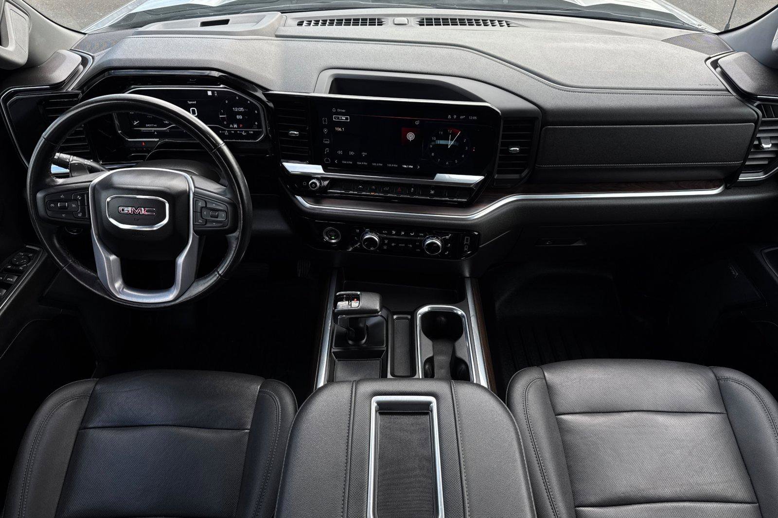 Used 2022 GMC Sierra 1500 SLT w/ SLT Convenience Package image 15