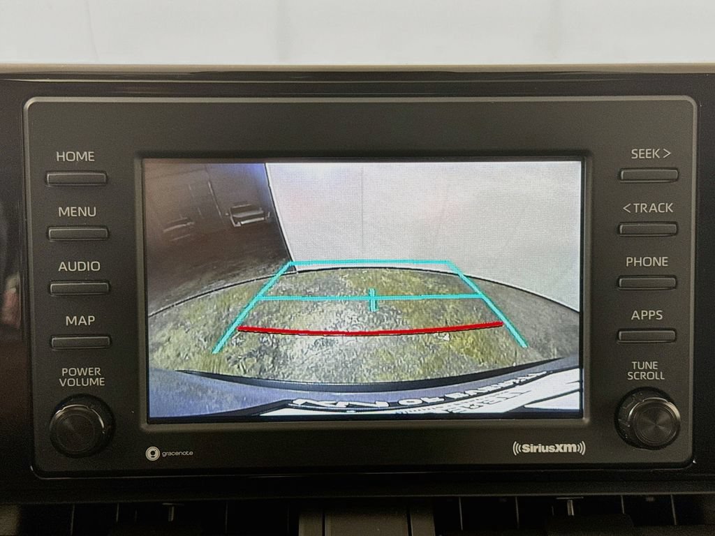 Used 2021 Toyota RAV4 XLE w/ Convenience Package AWD/4WD image 15