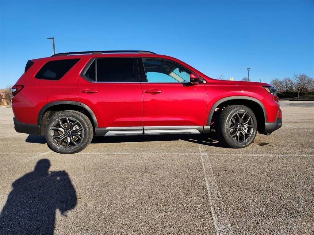 Used 2024 Honda Pilot Elite image 20