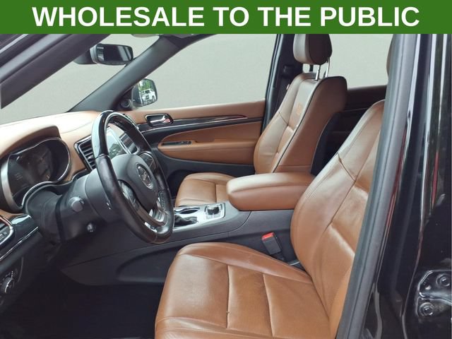Used 2020 Jeep Grand Cherokee Overland AWD/4WD image 16