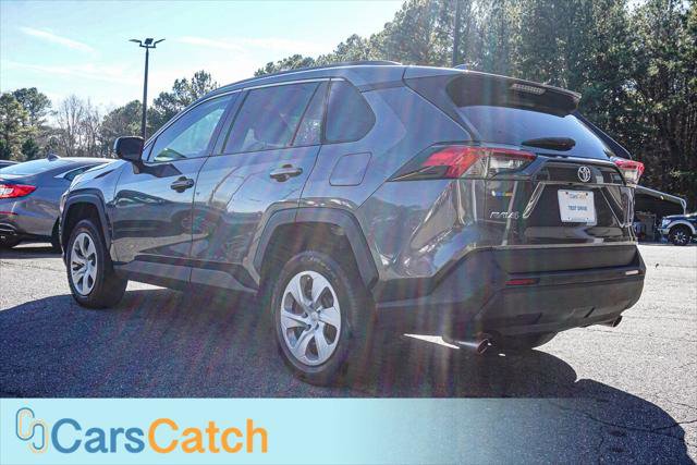 Used 2020 Toyota RAV4 LE image 13