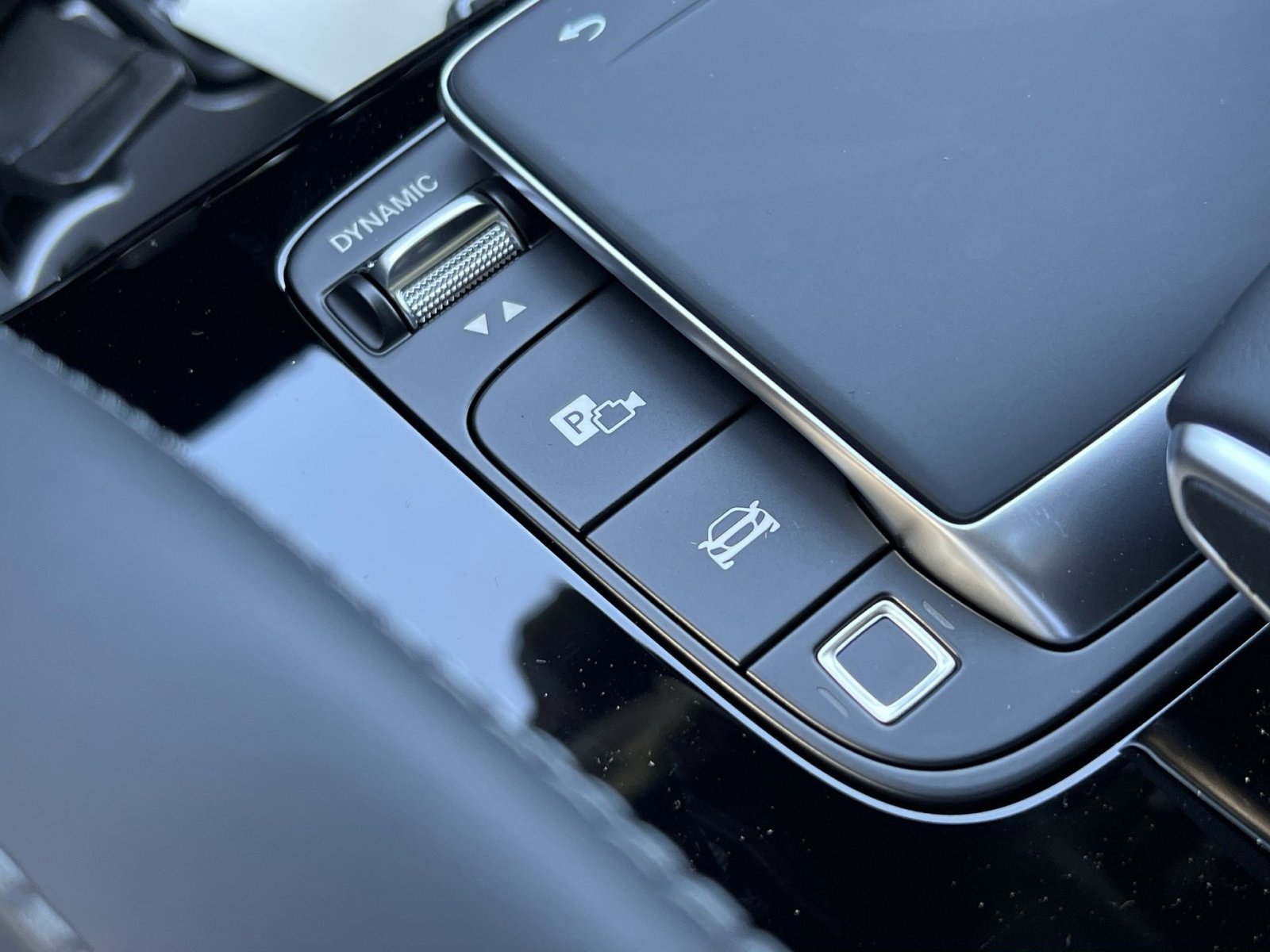 New 2026 Mercedes-Benz GLE 63 AMG S image 34