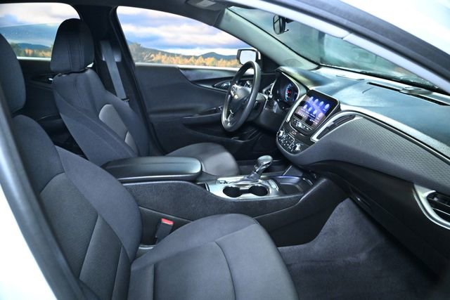 Used 2024 Chevrolet Malibu LT image 43